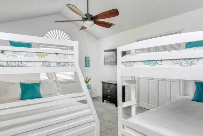 Salty Shores bunk room.